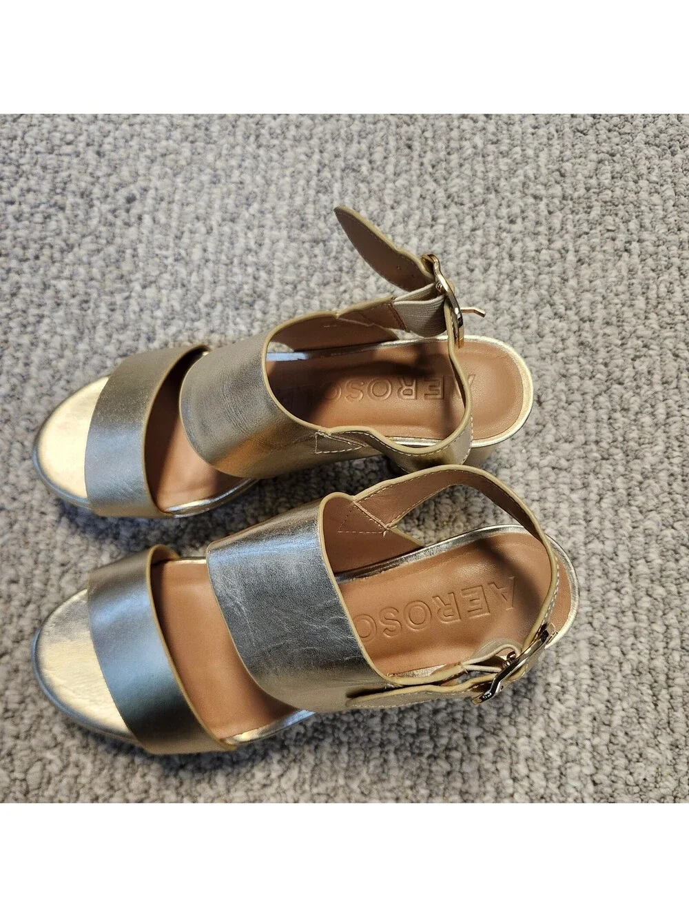 Aerosoles Camera Gold Leather Upper Heel Sandals Size 6M